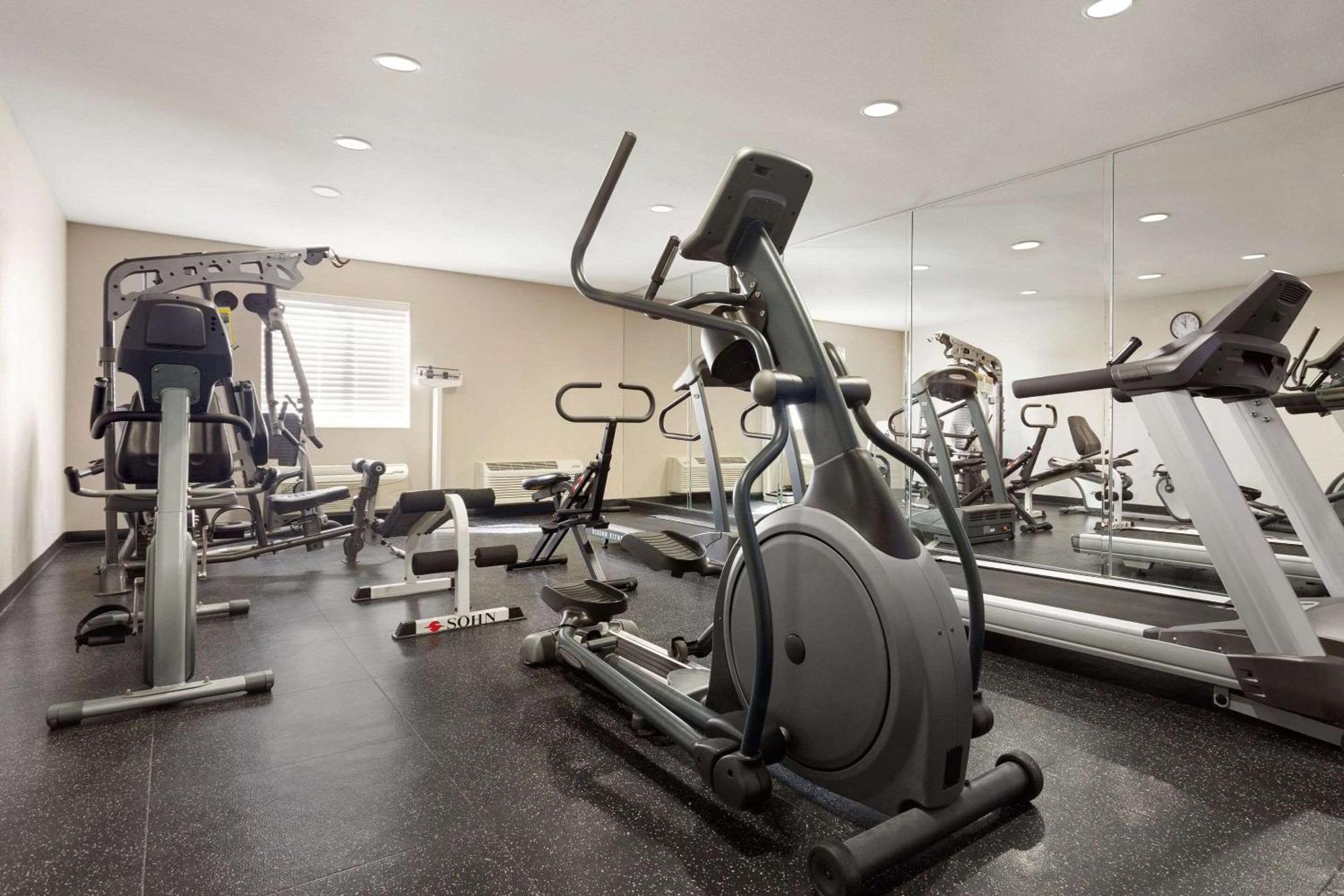 Country Inn & Suites By Radisson, Lackland Afb San Antonio , Tx Extérieur photo