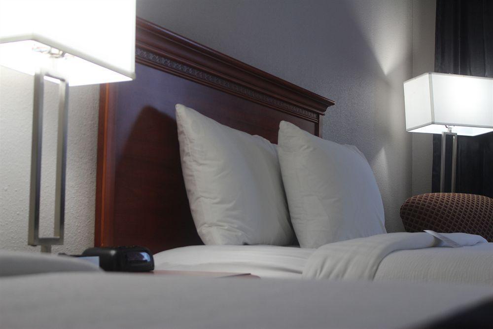 Country Inn & Suites By Radisson, Lackland Afb San Antonio , Tx Extérieur photo